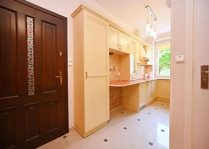 Przytulne 3city Z Klimatyzacja W Centrum Sopotu By Renters