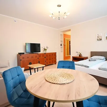 Apartment Przytulne Studio Z Klimatyzacja Blisko Plazy By Noclegi Renters